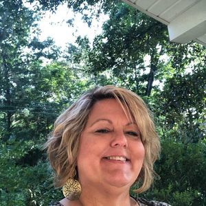 Meet your Posher, Paula